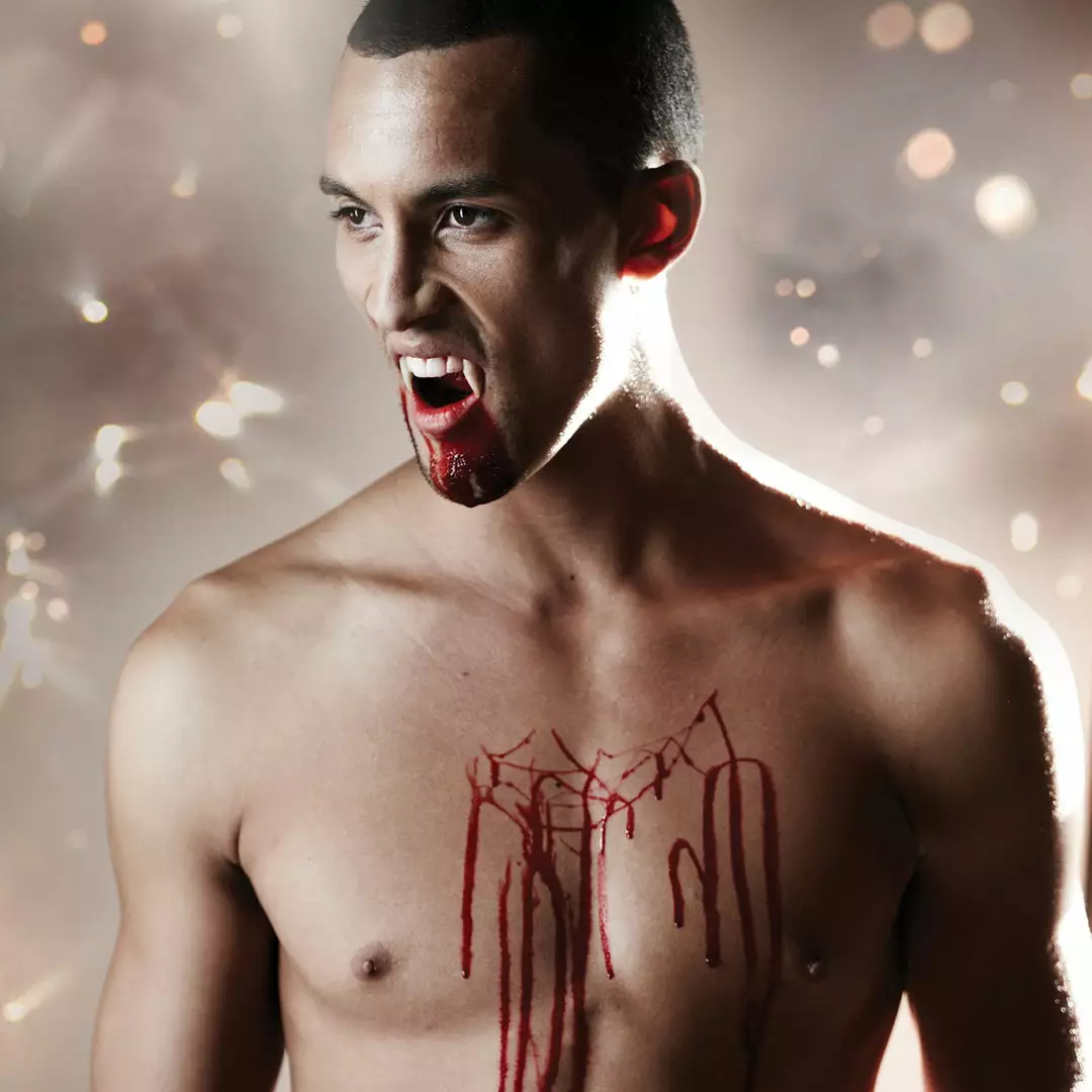 Scarecrow Custom Deluxe Long Saber Fangs Teeth & Fangs